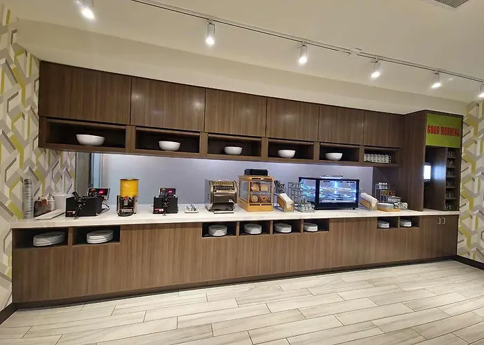 Hotel Home2 By Hilton Chicago