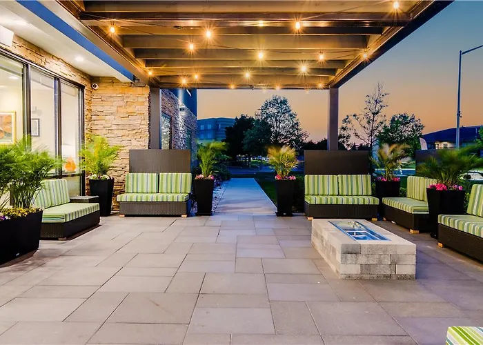 Home2 By Hilton Chicago